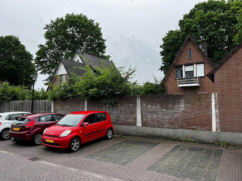 Jumbo erin, HEMA eruit. Hoe gaat dat er buiten uit zien? Wij zijn Ermelo DE ERMELOSCHE COURANT Jumbo erin, HEMA eruit. Hoe gaat dat er buiten uit zien? Wij zijn Ermelo DE ERMELOSCHE COURANT